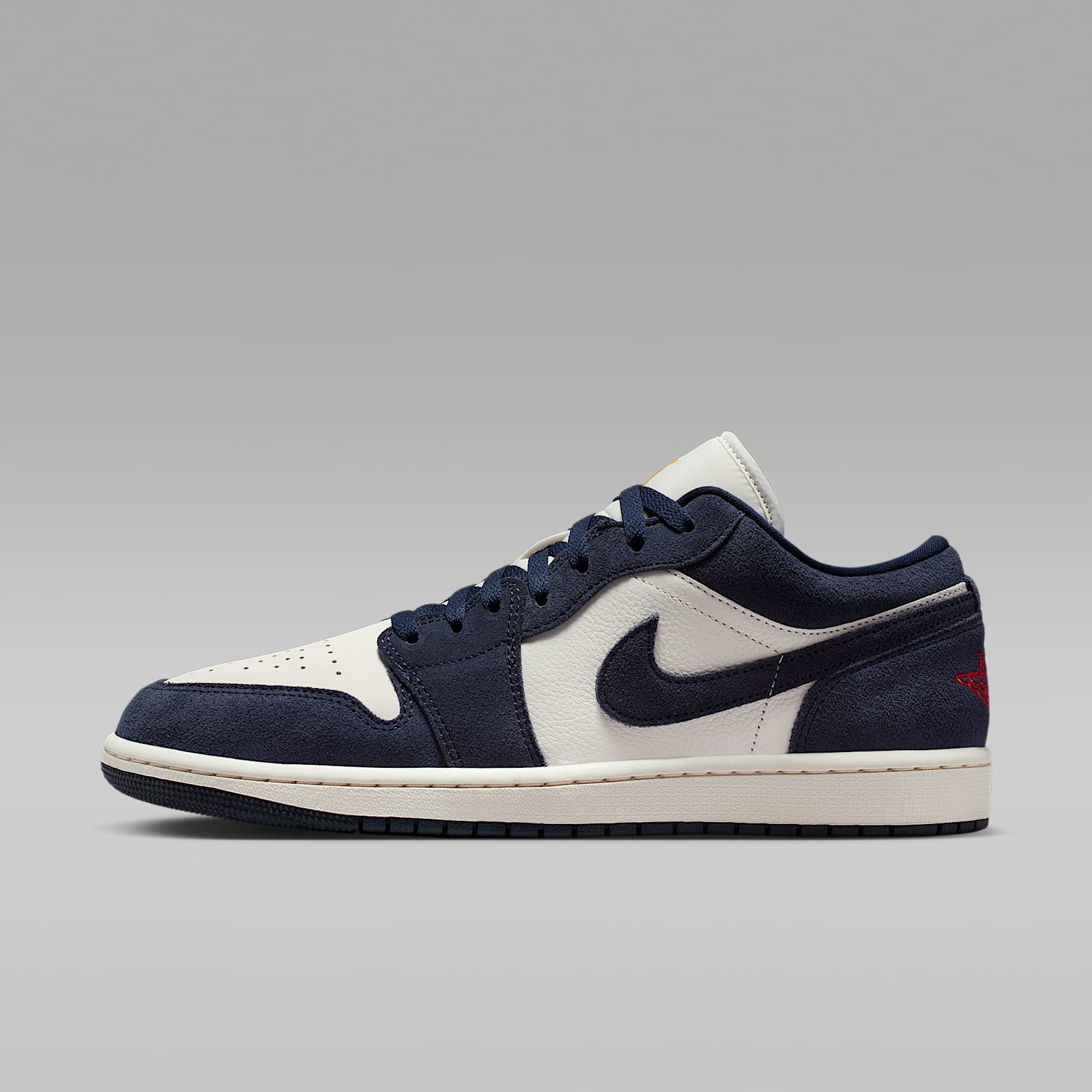 シューズ(男性用) NIKE AIR JORDAN 1 LOW SE Air Jordan 1 Low SE Men's Shoes. Nike JP